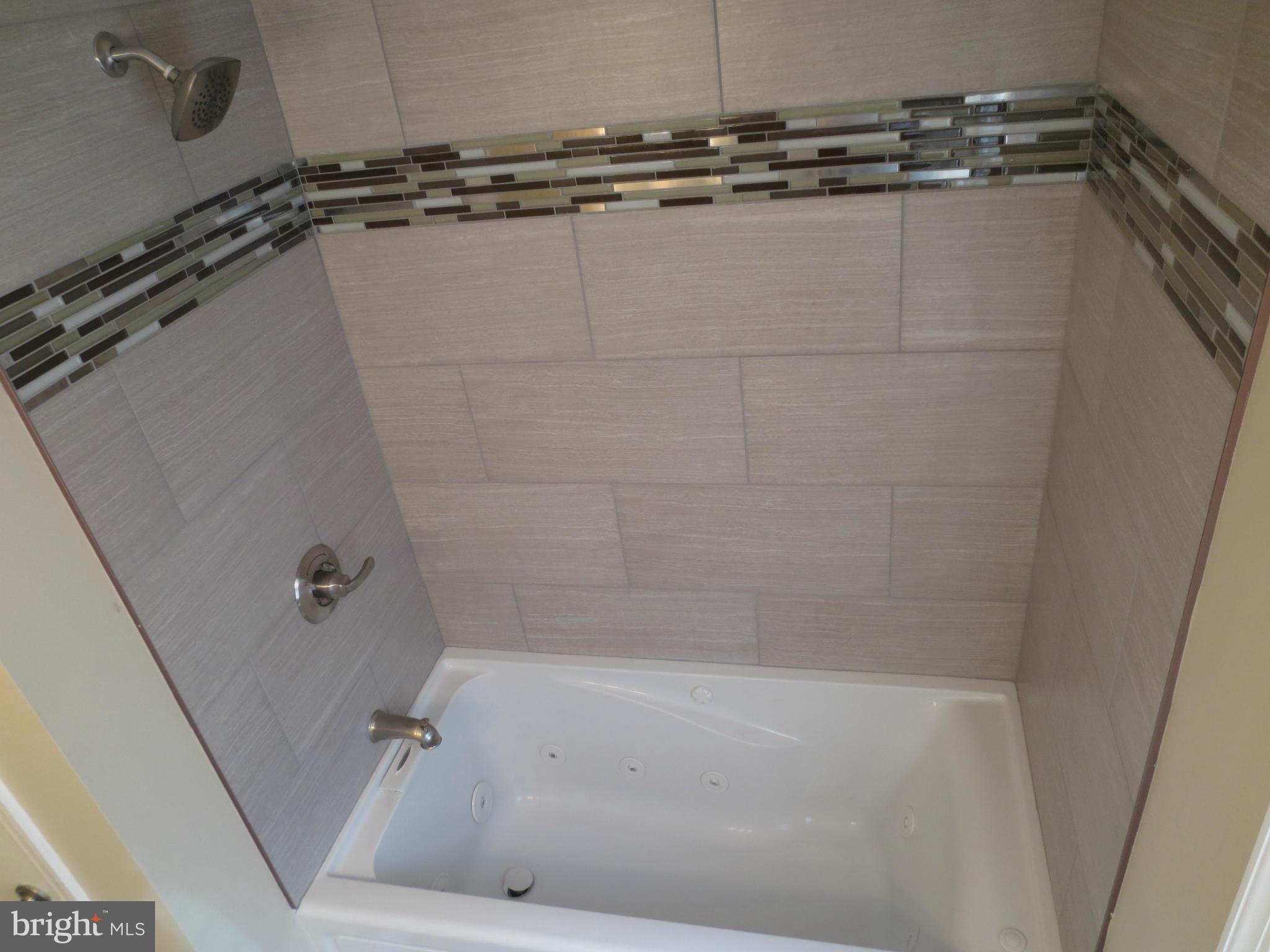 3807 Monterey Road Baltimore, MD 21218 - Photo 13 of 29 Custom Tilework