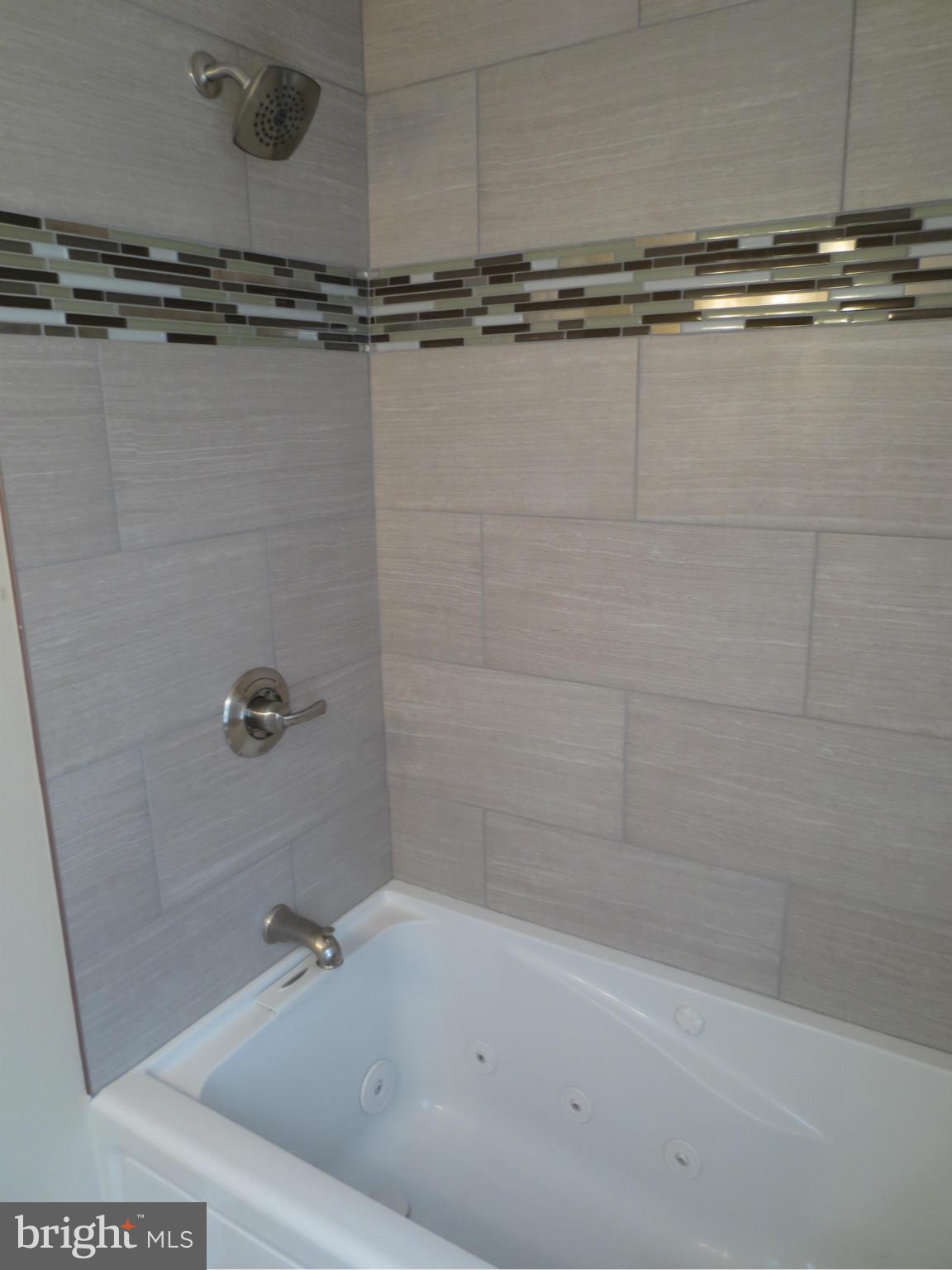 3807 Monterey Road Baltimore, MD 21218 - Photo 14 of 29 Bath