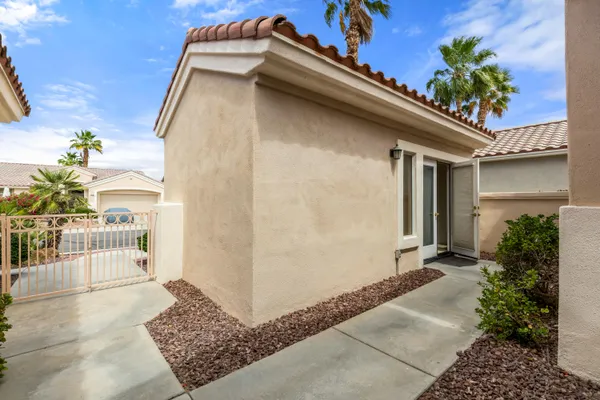 $3,200 | 78745 Platinum Drive, Palm Desert, CA 92211
