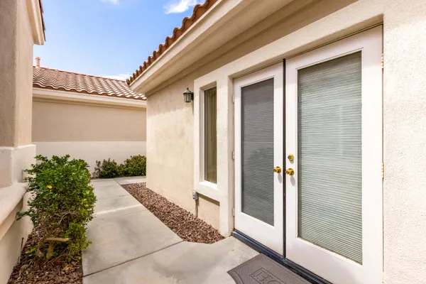 $3,200 | 78745 Platinum Drive, Palm Desert, CA 92211