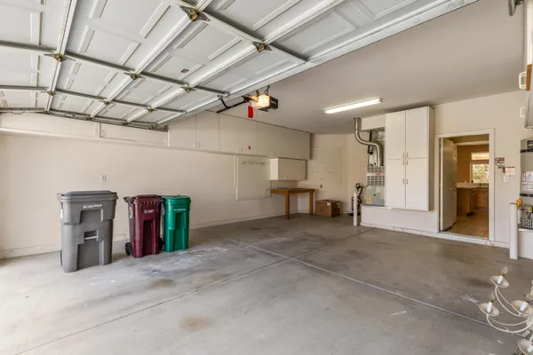 $3,200 | 78745 Platinum Drive, Palm Desert, CA 92211