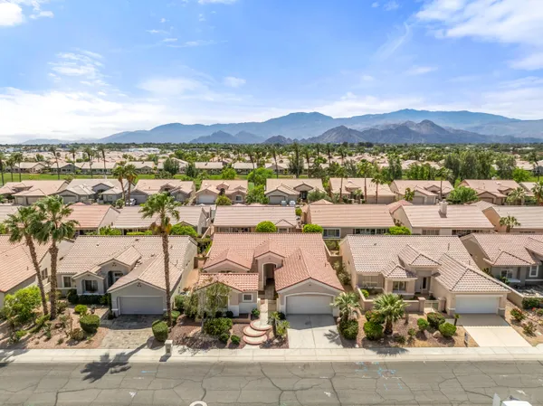 $3,200 | 78745 Platinum Drive, Palm Desert, CA 92211