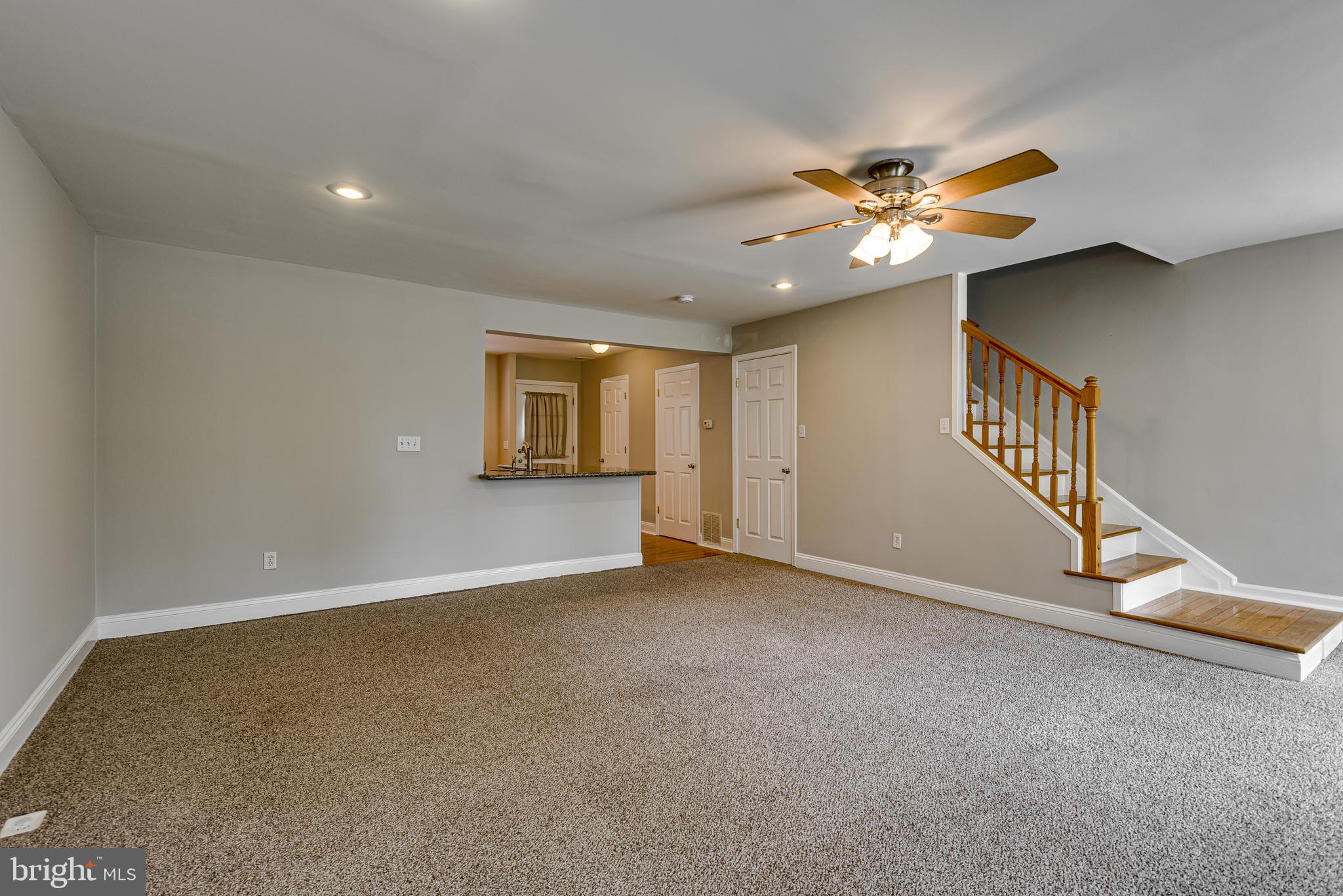 1663 Hart Court Crofton, MD 21114 - Photo 13 of 40 Living room