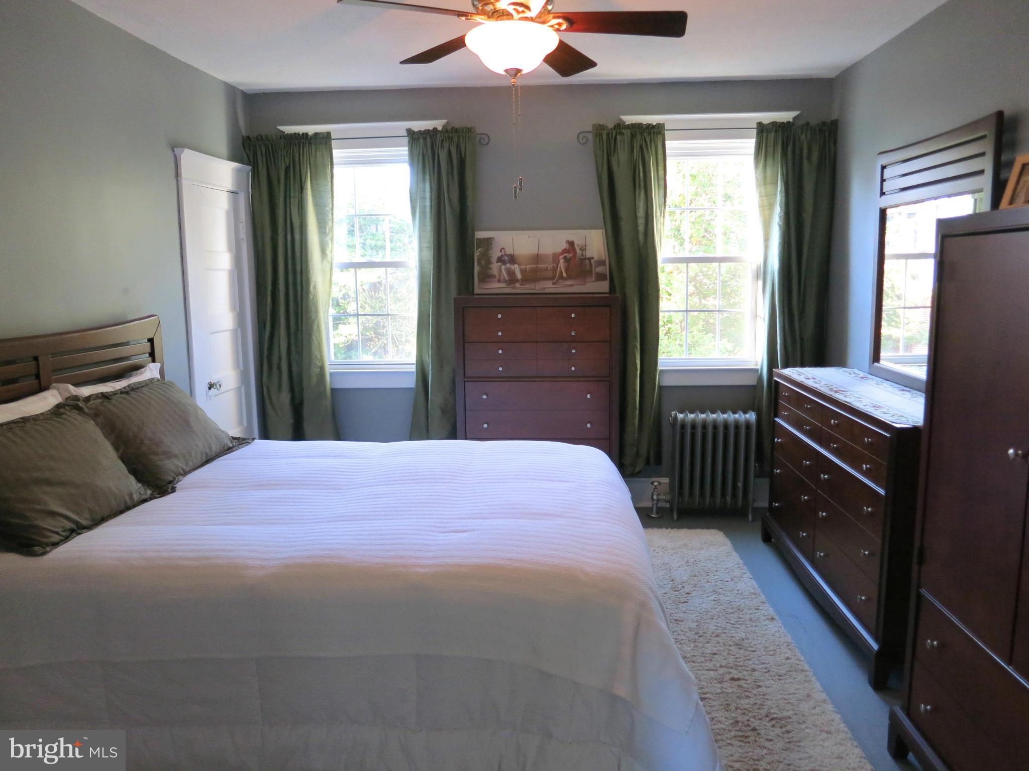 514 Westgate Road Baltimore, MD 21229 - Photo 28 of 30 2nd Bedroom