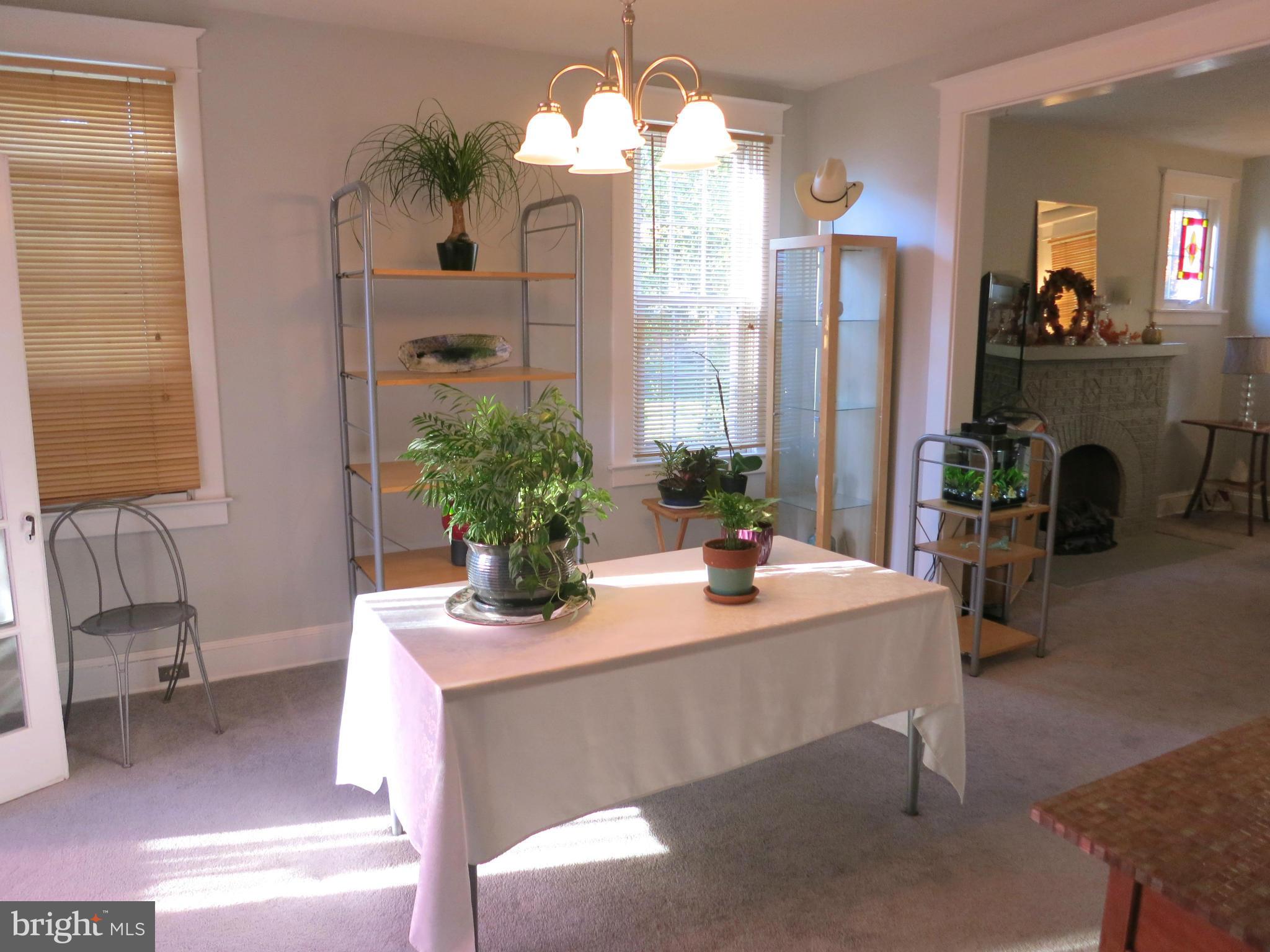 514 Westgate Road Baltimore, MD 21229 - Photo 10 of 30 Dining Room