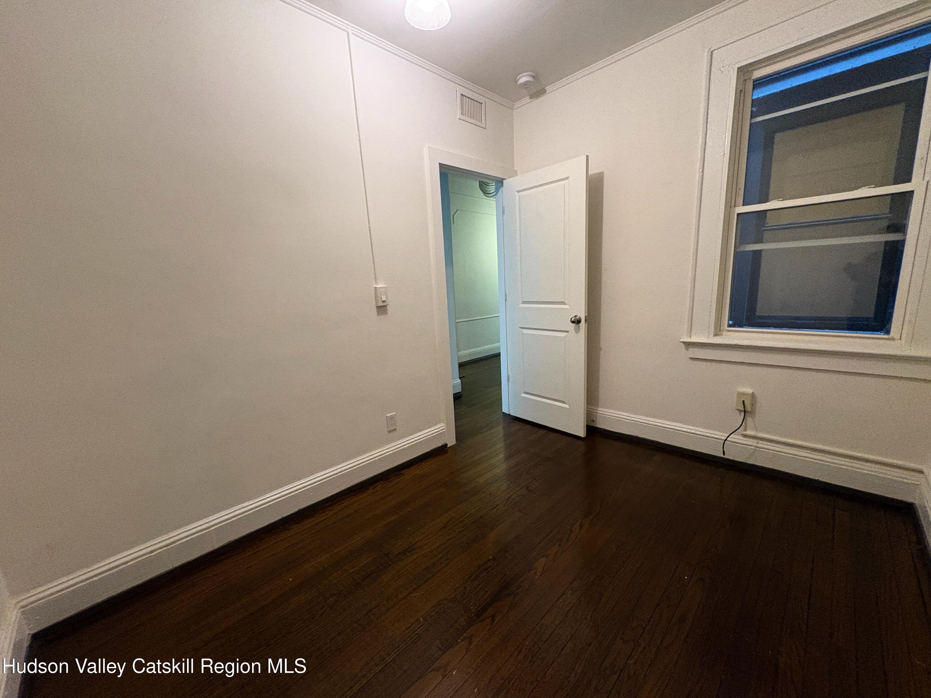 514 State Street, Unit 2 Hudson, NY 12534 - Photo 8 of 28 IMG_0439