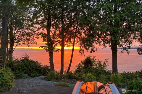 $1,195,000 | 6955 Birch Bay Drive, Blaine, WA 98230