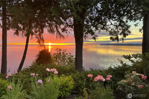 $1,195,000 | 6955 Birch Bay Drive, Blaine, WA 98230