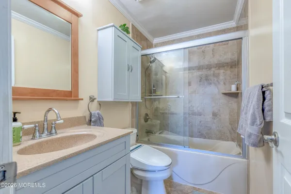 $398,000 | 105 Neilly Court, Unit 105, Old Bridge, NJ 08857