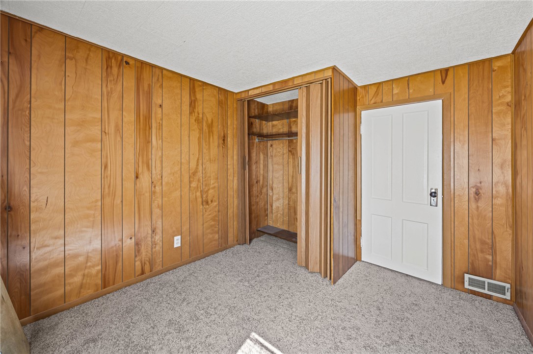 38 Sobieski Street Rochester, NY 14621 - Photo 23 of 29