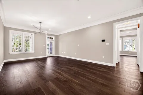 $825,000 | 323 West Jones Street, Unit 104, Savannah, GA 31401