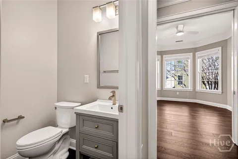 $825,000 | 323 West Jones Street, Unit 104, Savannah, GA 31401