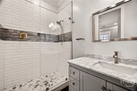 $825,000 | 323 West Jones Street, Unit 104, Savannah, GA 31401