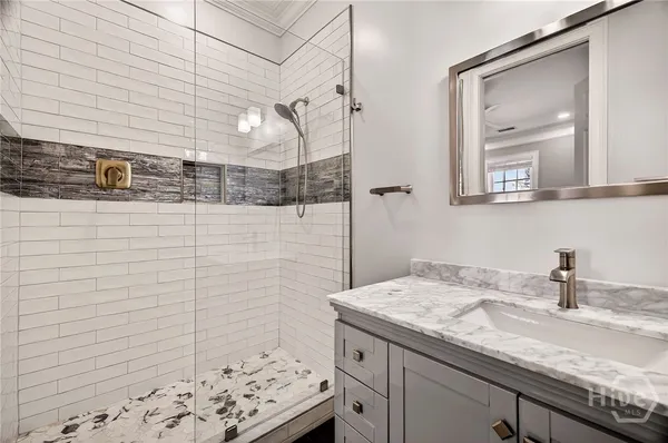 $825,000 | 323 West Jones Street, Unit 104, Savannah, GA 31401