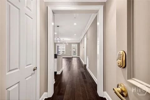 $825,000 | 323 West Jones Street, Unit 104, Savannah, GA 31401