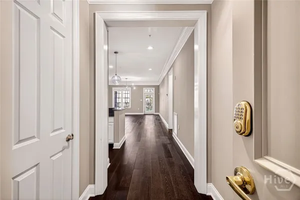 $825,000 | 323 West Jones Street, Unit 104, Savannah, GA 31401