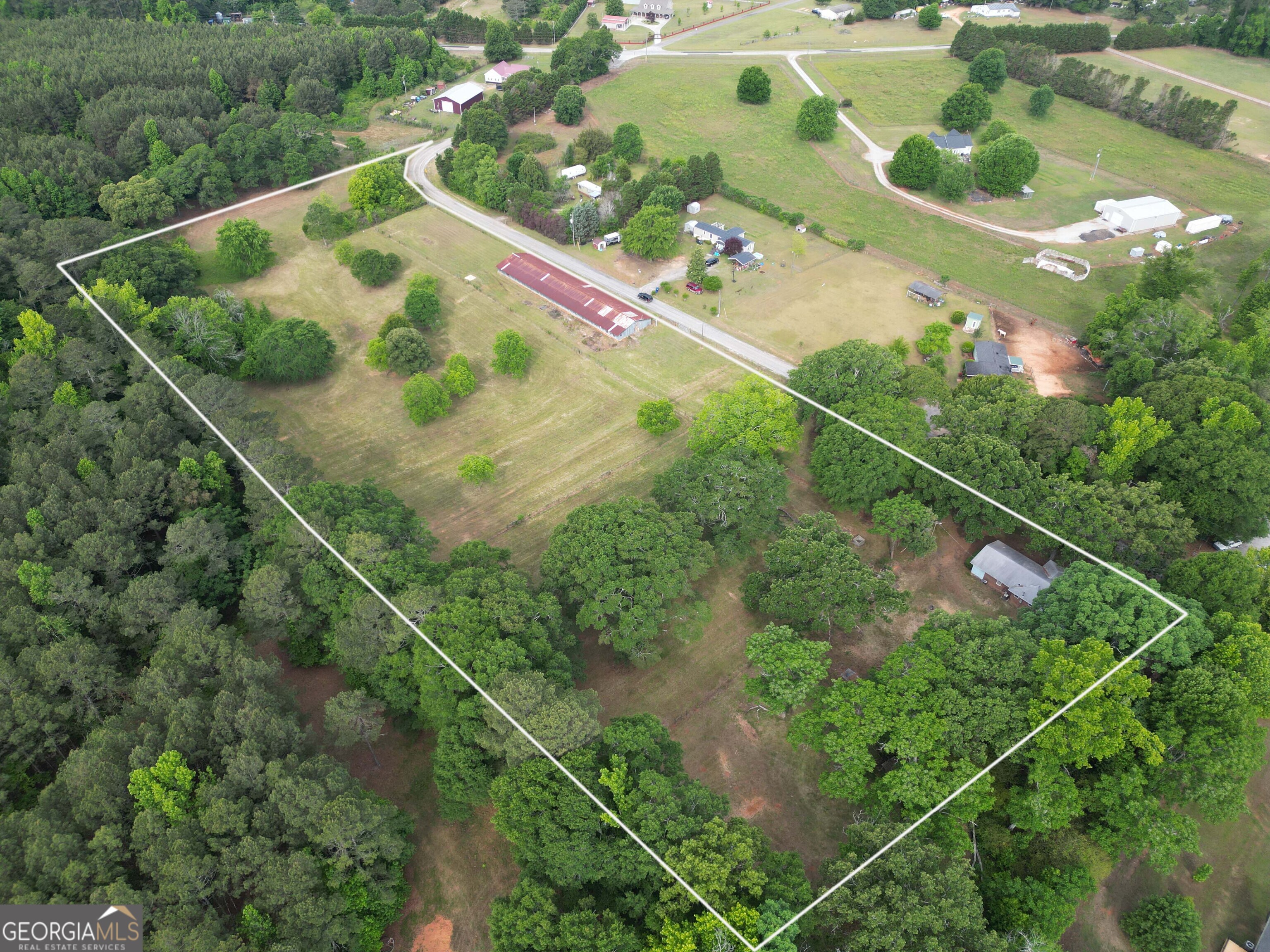 1135 Burger Road Watkinsville, GA 30677 - Photo 16 of 20 an aerial view of a pool