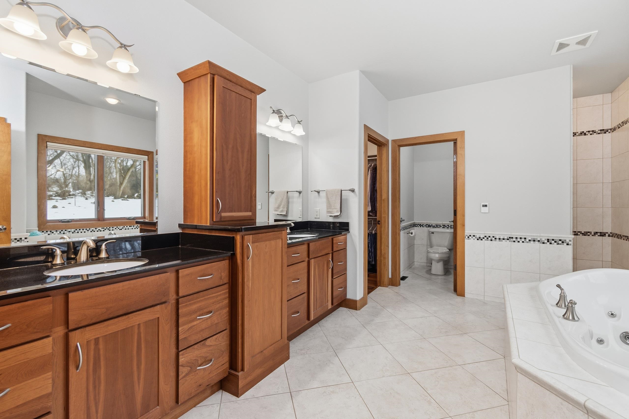 4539 Deering Trail Middleton, WI 53562 - Photo 35 of 86