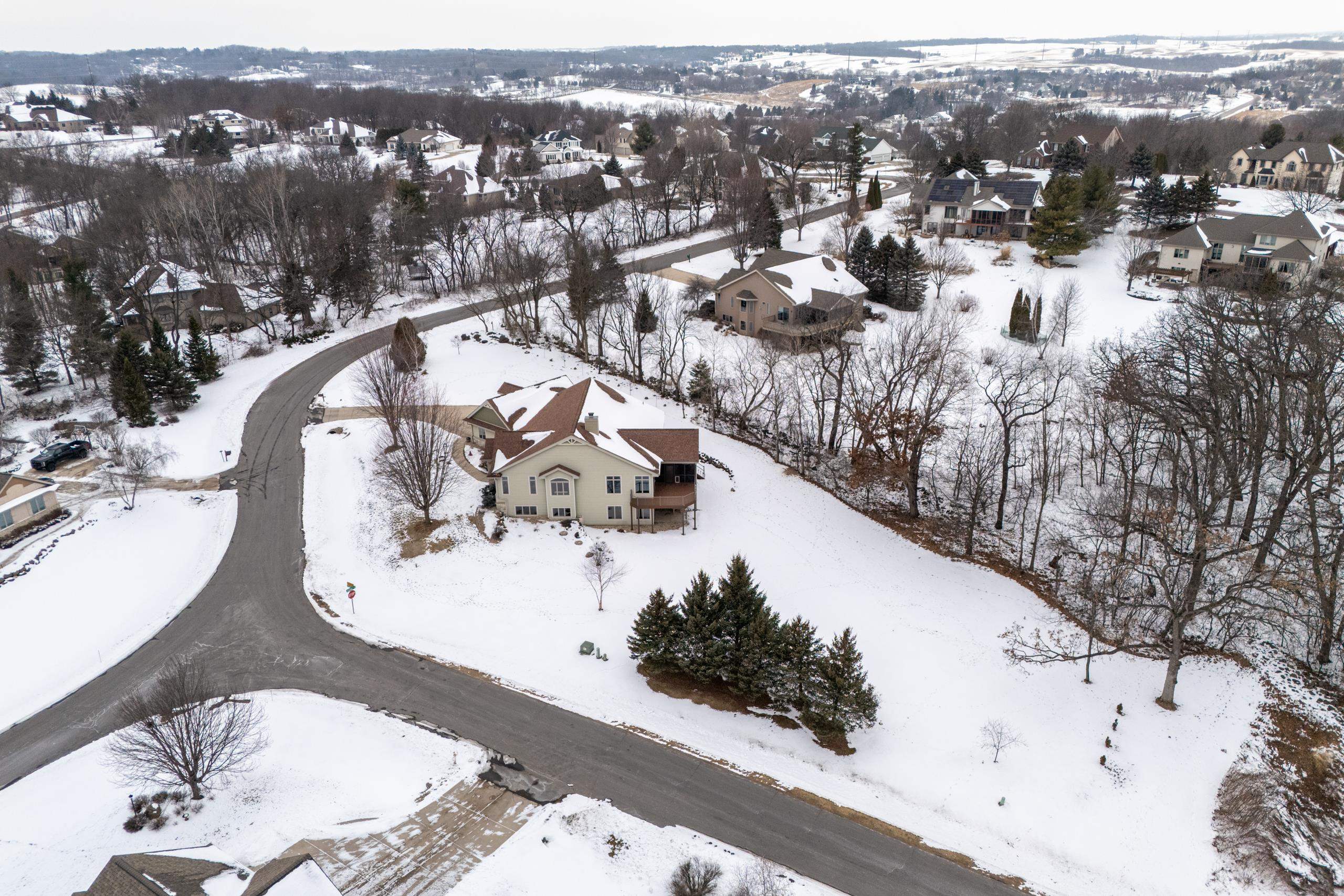 4539 Deering Trail Middleton, WI 53562 - Photo 4 of 86