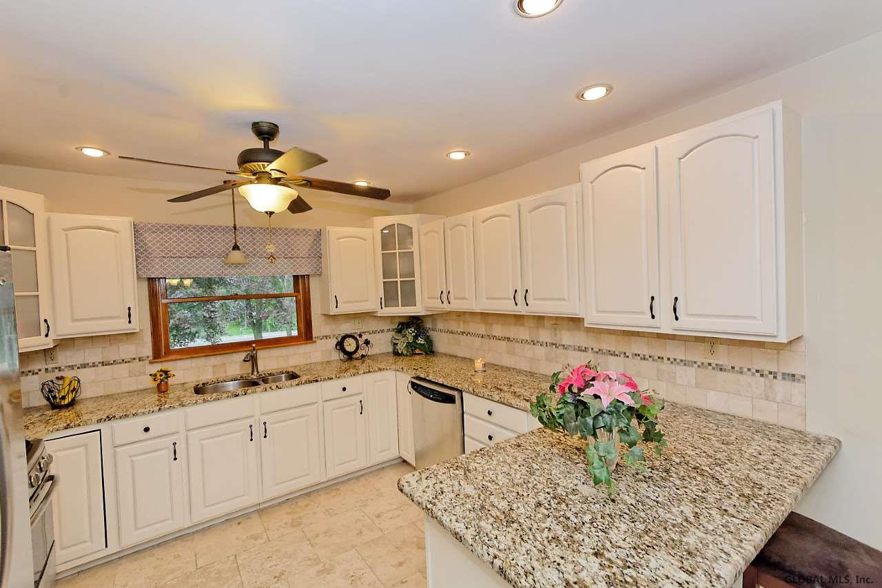 383 Consaul Road Colonie, NY 12304 - Photo 13 of 25 Photo 13