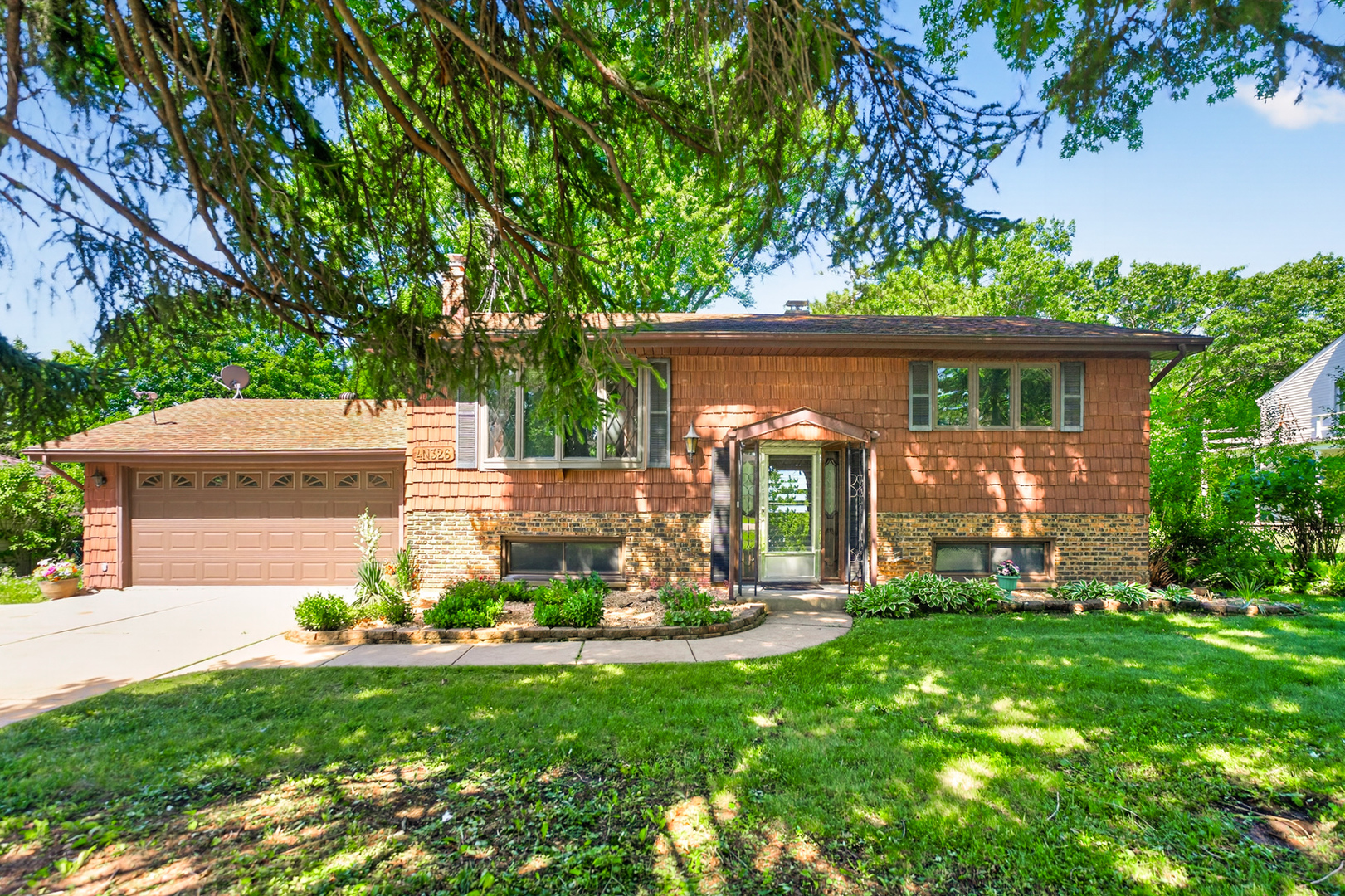 4N326 Wiant Road West Chicago, IL 60185 - Photo 1 of 47