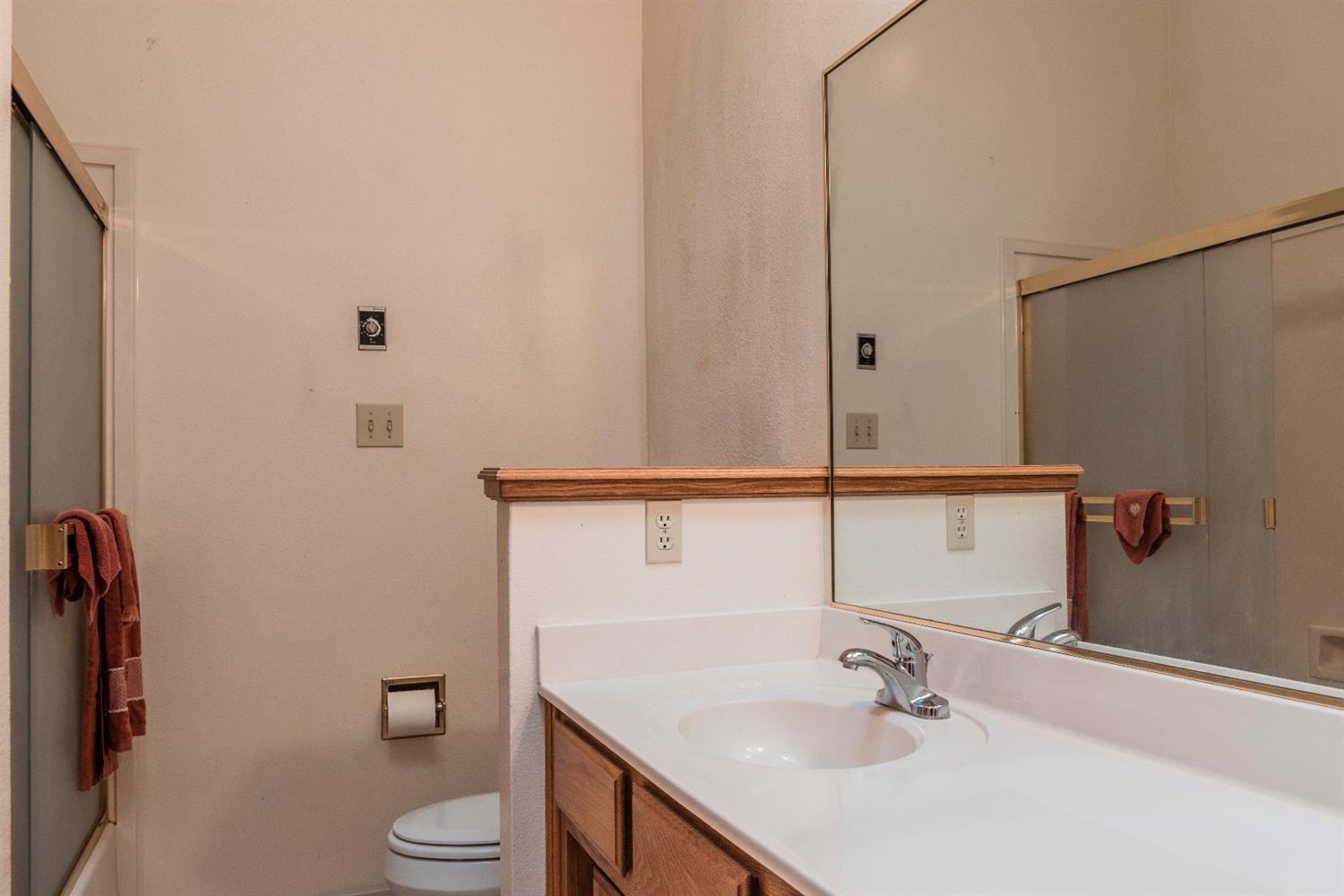 4570 Leonard Road Grants Pass, OR 97527 - Photo 10 of 15 Additional Photo