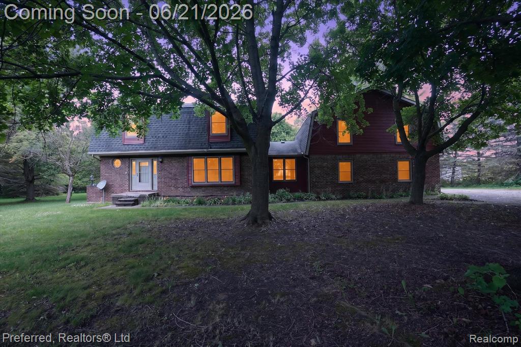 9065 East Richfield Road Davison, MI 48423 - Photo 1 of 75