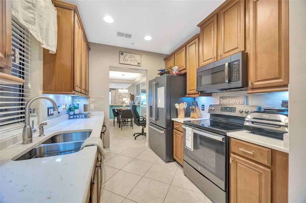 7339 Skybird Road, Unit 7339 Bradenton, FL 34209 - Photo 14 of 31