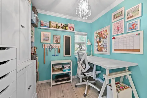 $674,999 | 5600 Oak Boulevard South, Austin, TX 78735