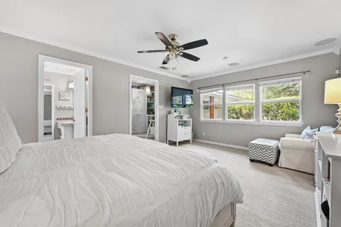 $674,999 | 5600 Oak Boulevard South, Austin, TX 78735