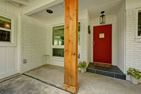 $674,999 | 5600 Oak Boulevard South, Austin, TX 78735