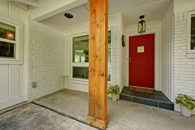 $674,999 | 5600 Oak Boulevard South, Austin, TX 78735