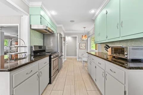 $674,999 | 5600 Oak Boulevard South, Austin, TX 78735