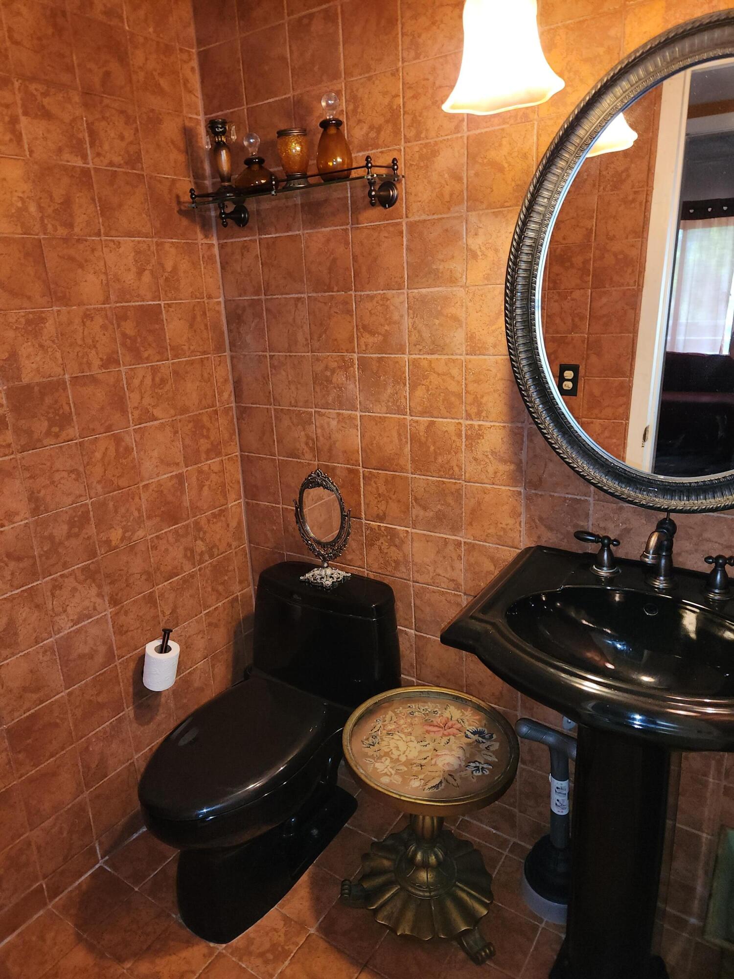 113 Mansfield C, Unit 113 Boca Raton, FL 33434 - Photo 15 of 31 113 pic 7