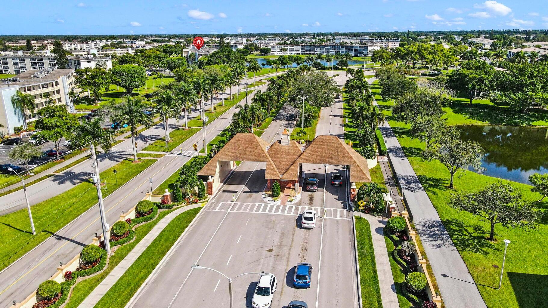 113 Mansfield C, Unit 113 Boca Raton, FL 33434 - Photo 19 of 31 Century Village Boca Gated