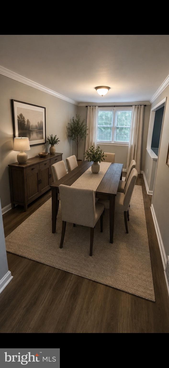 208 Golf Road Darby, PA 19023 - Photo 3 of 10
