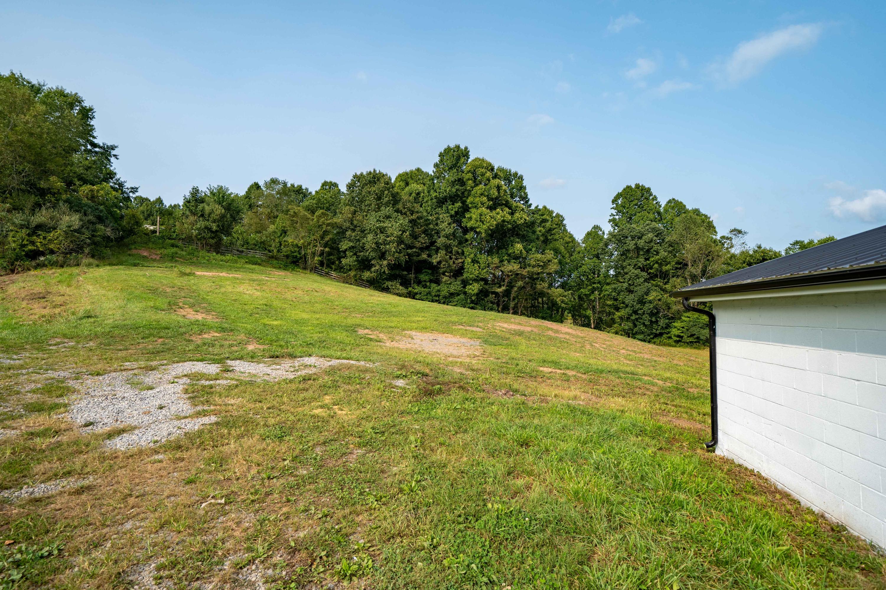 7795 Wolf Run Road Bristol, VA 24202 - Photo 13 of 60 7795 Wolf Run Rd (13 of 60)