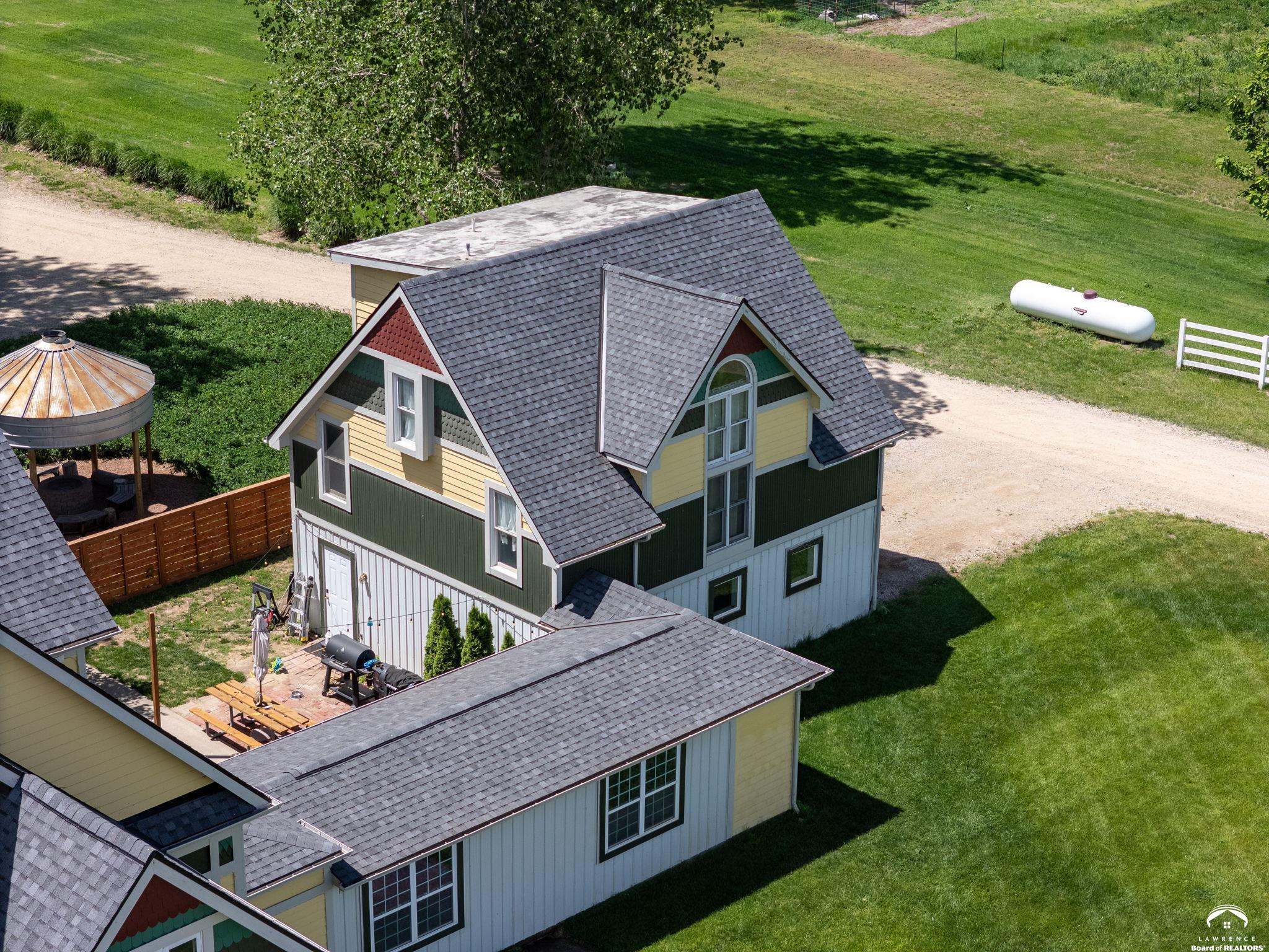 1431 North 1900th Road Lawrence, KS 66044 - Photo 9 of 95