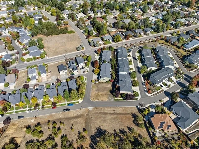 $90,000 | 4719 Hathaway Drive, Medford, OR 97504