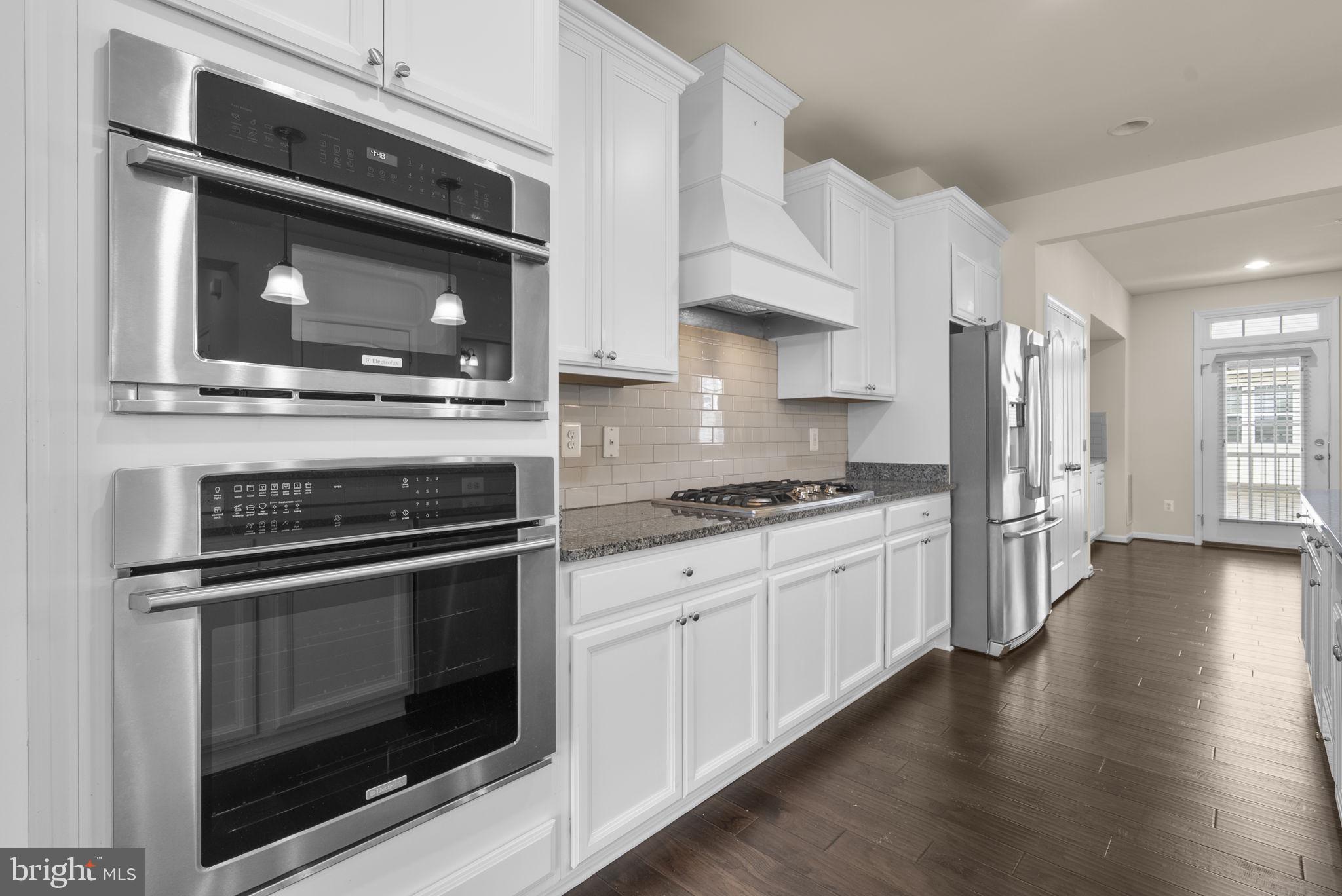 7103 Beaumont Place, Unit A Hanover, MD 21076 - Photo 5 of 53 Upgraded stainless steel appliances