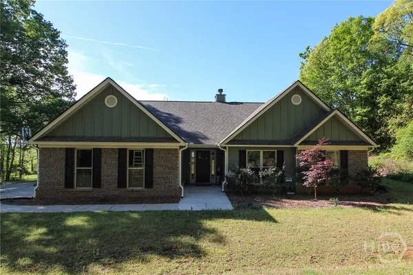 $370,000 | 75 Dinsmore Drive, Colbert, GA 30628