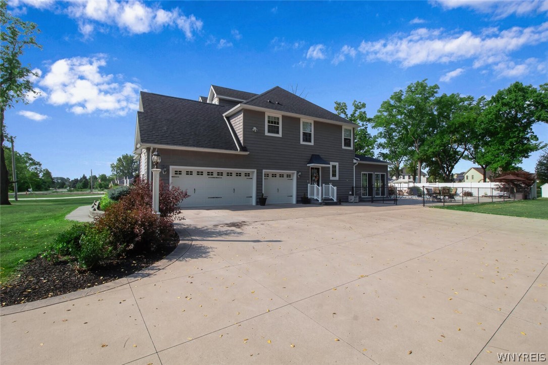 3380 East River Road Grand Island, NY 14072 - Photo 2 of 50