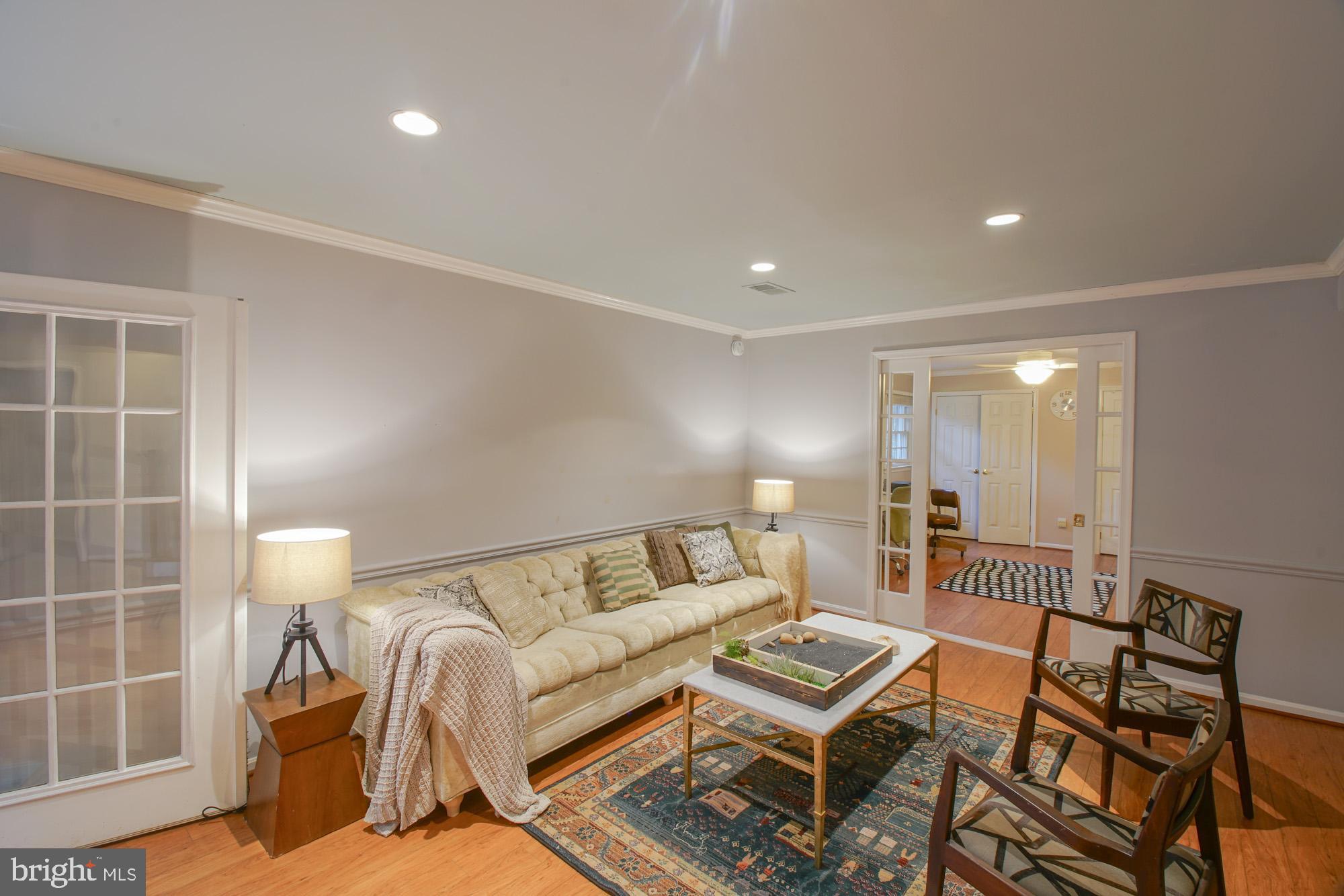 12103 Stirrup Road Reston, VA 20191 - Photo 25 of 39