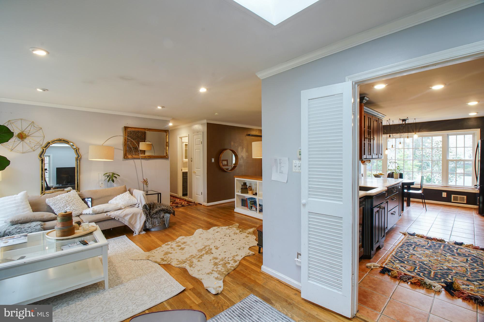 12103 Stirrup Road Reston, VA 20191 - Photo 7 of 39