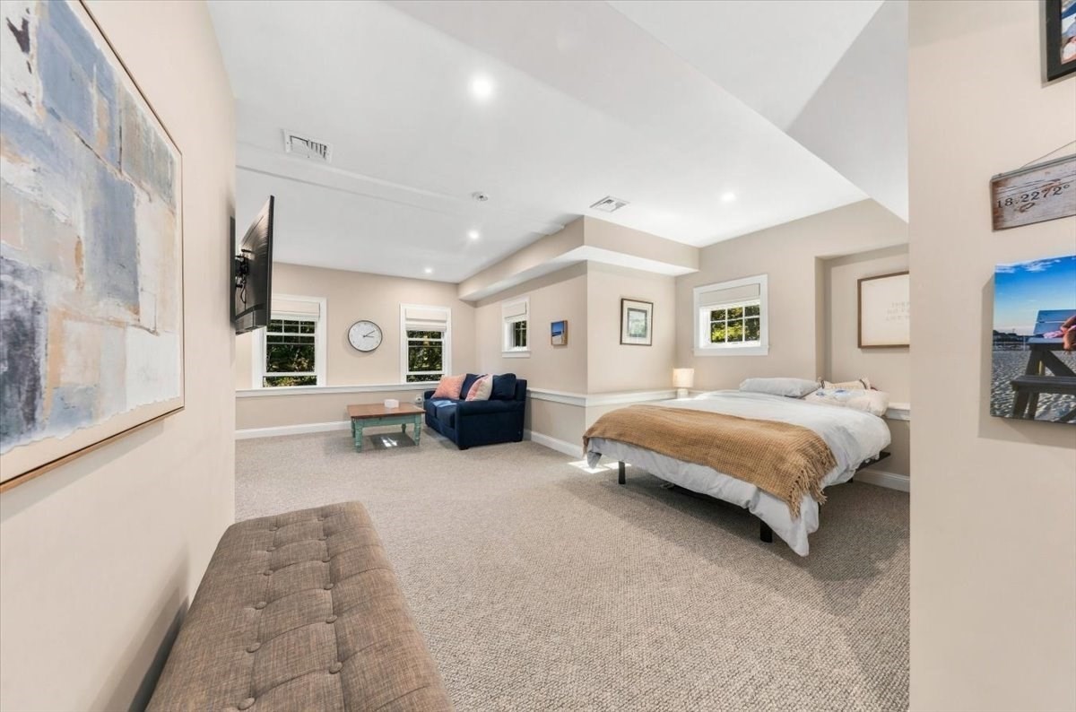 16 Hayes Road Hingham, MA 02043 - Photo 23 of 33 Gallery Image 23