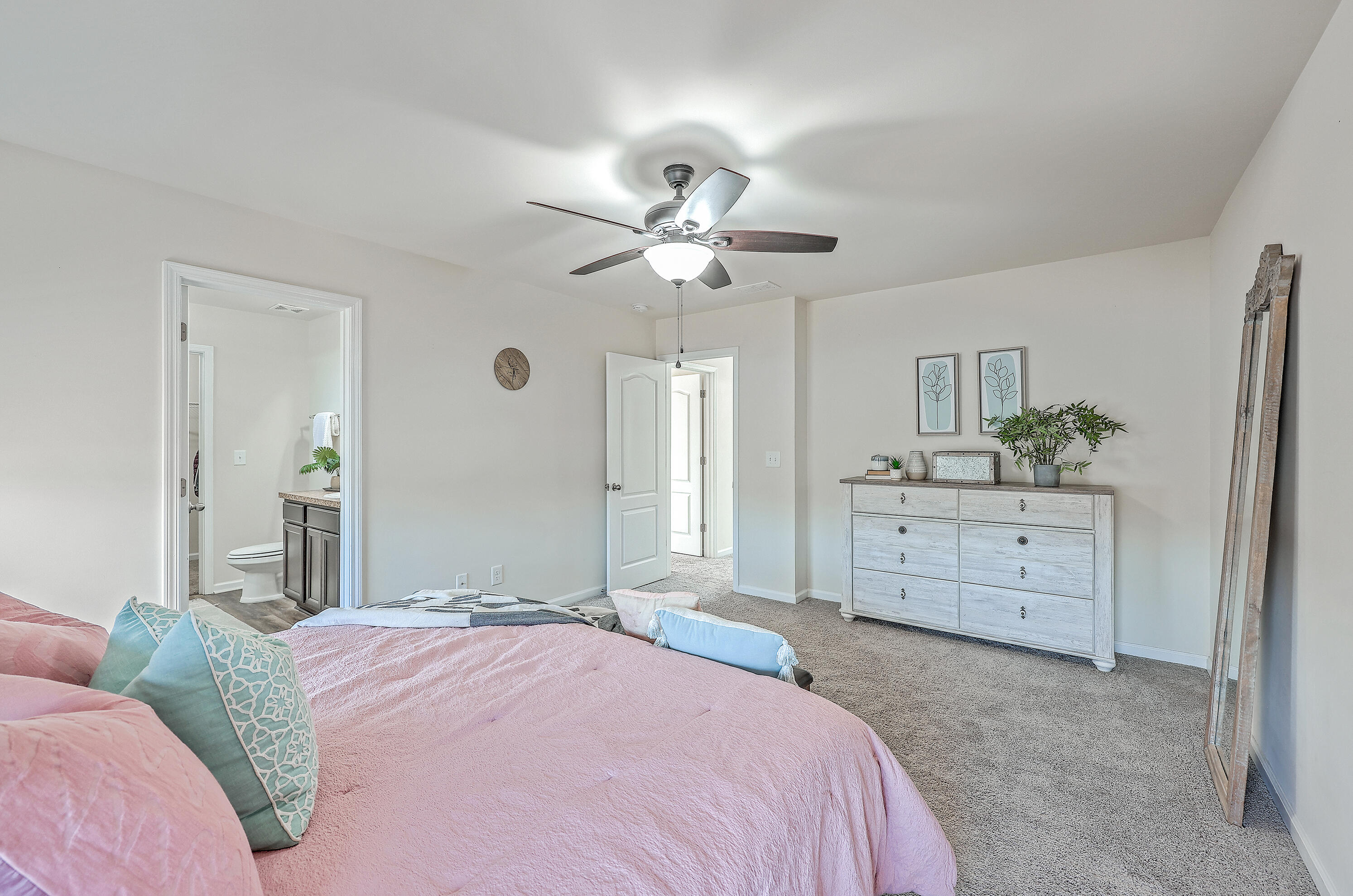 111 Brittondale Road Summerville, SC 29485 - Photo 20 of 33 Primary Bedroom