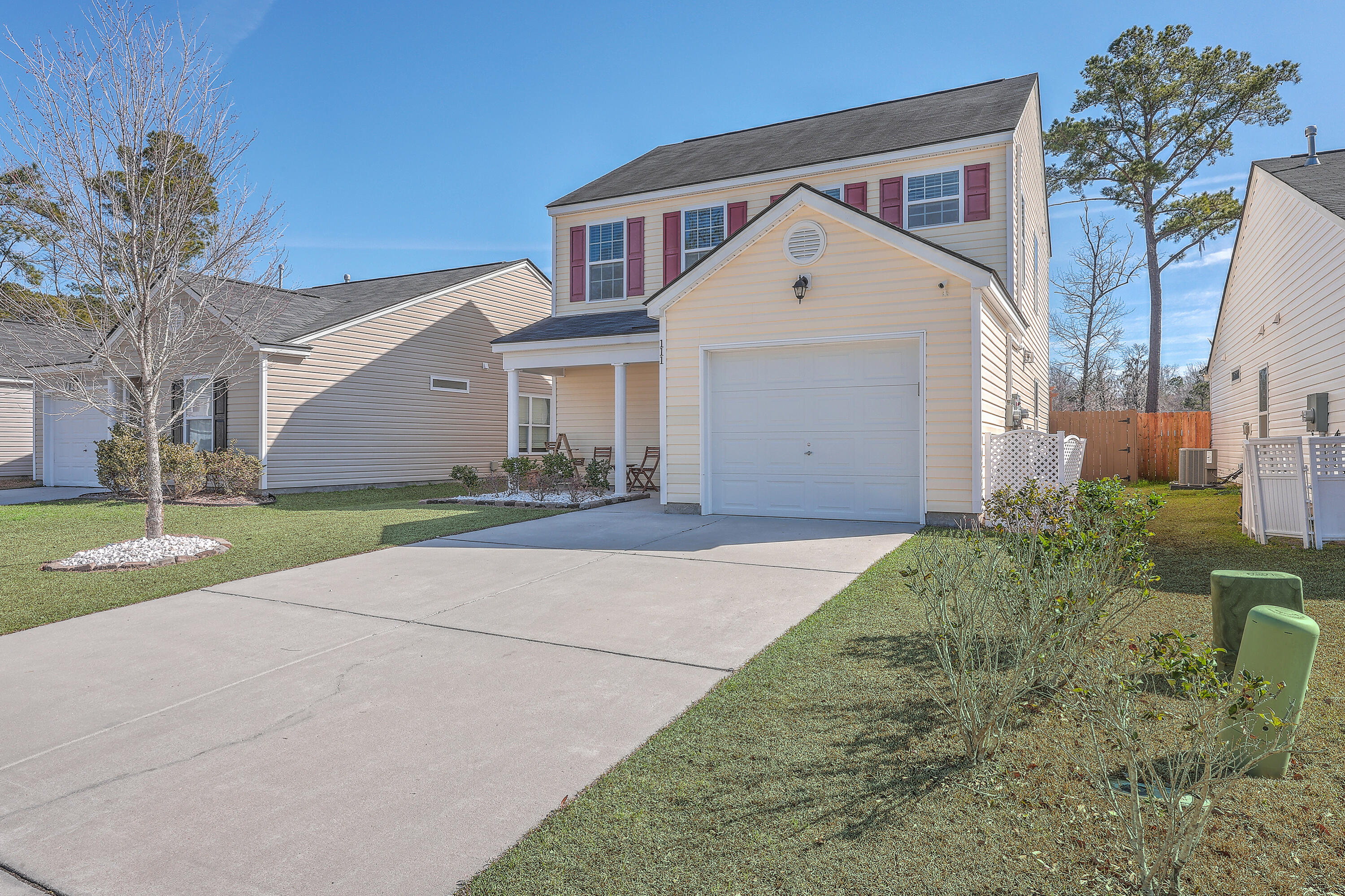 111 Brittondale Road Summerville, SC 29485 - Photo 31 of 33 ZYN_8331_2_3_4_5_6_7