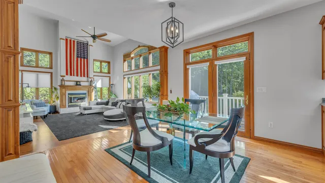 $599,950 | 392 Ledgewood Drive, Fond du Lac, WI 54937