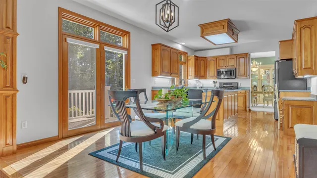 $599,950 | 392 Ledgewood Drive, Fond du Lac, WI 54937