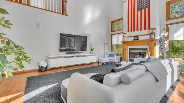 $599,950 | 392 Ledgewood Drive, Fond du Lac, WI 54937